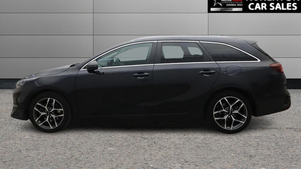 2023 Kia Ceed — image 6