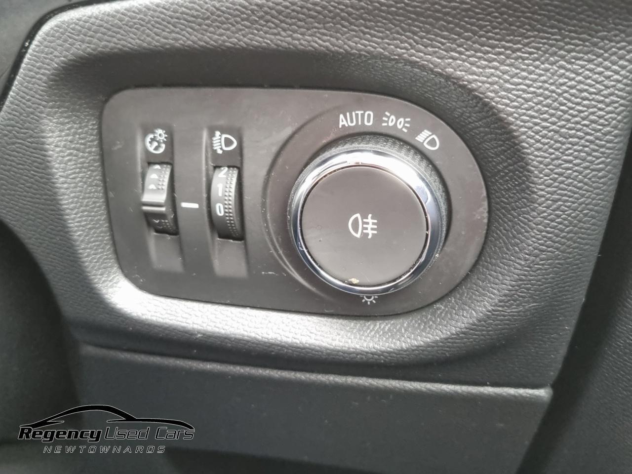2020 VAUXHALL CORSA 1.2 SE Euro 6 5dr - vehicle photo 21 for sale on PureCar