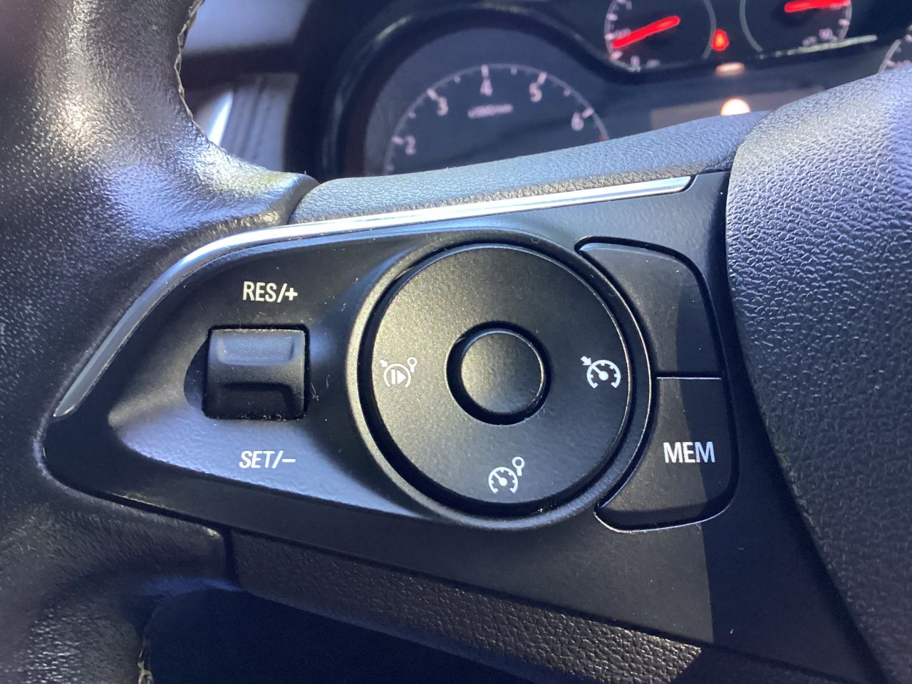 2018 VAUXHALL GRANDLAND X 1.2 Turbo SE SUV 5dr Petrol Manual Euro 6 (s/s) (130 ps) - vehicle photo 18 for sale on PureCar