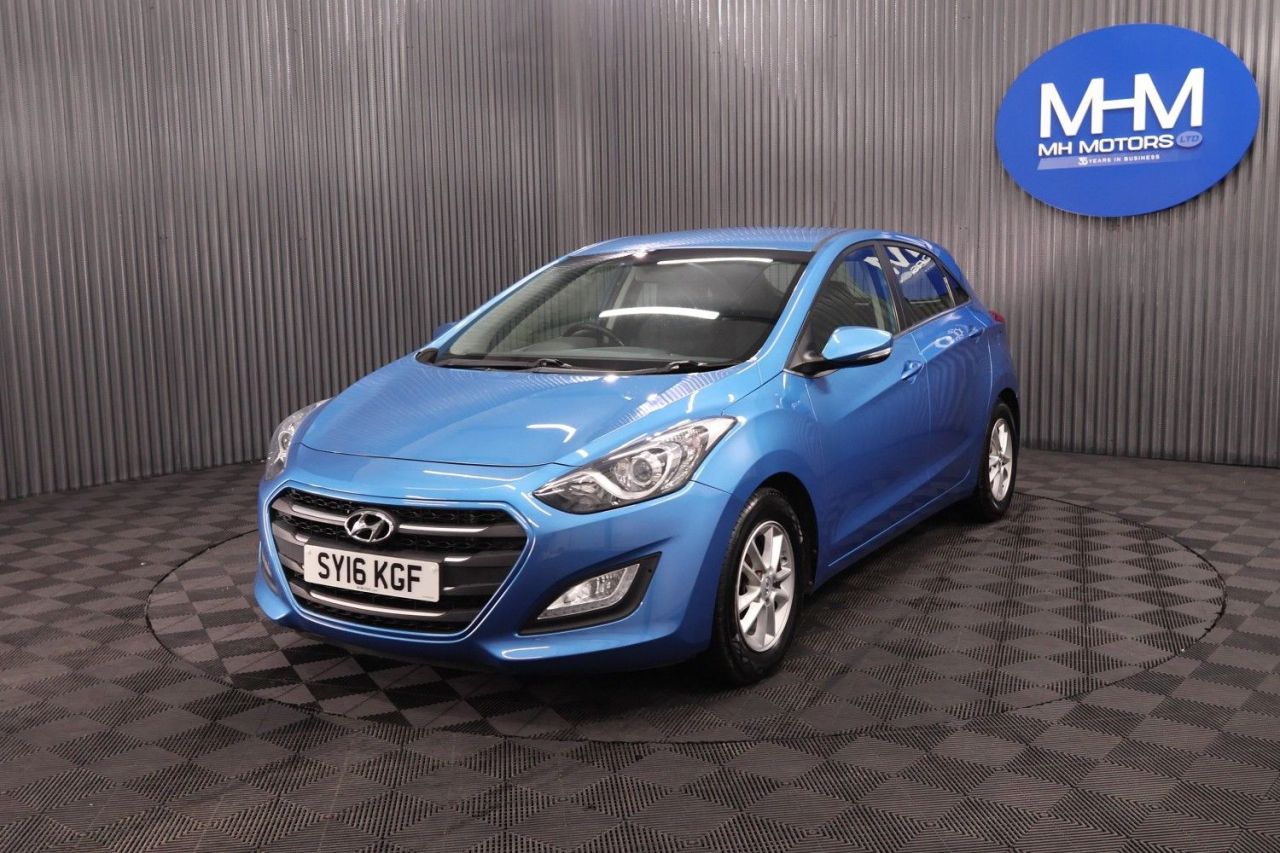2016 HYUNDAI I30 1.6 CRDi Blue Drive SE Nav Hatchback 5dr Diesel Manual Euro 6 (s/s) (110 ps - vehicle photo 3 for sale on PureCar