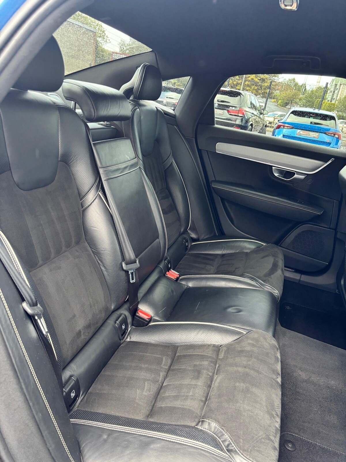 2017 VOLVO S90 2.0 D4 R-Design Saloon 4dr Diesel Auto Euro 6 (s/s) (190 ps) - vehicle photo 24 for sale on PureCar