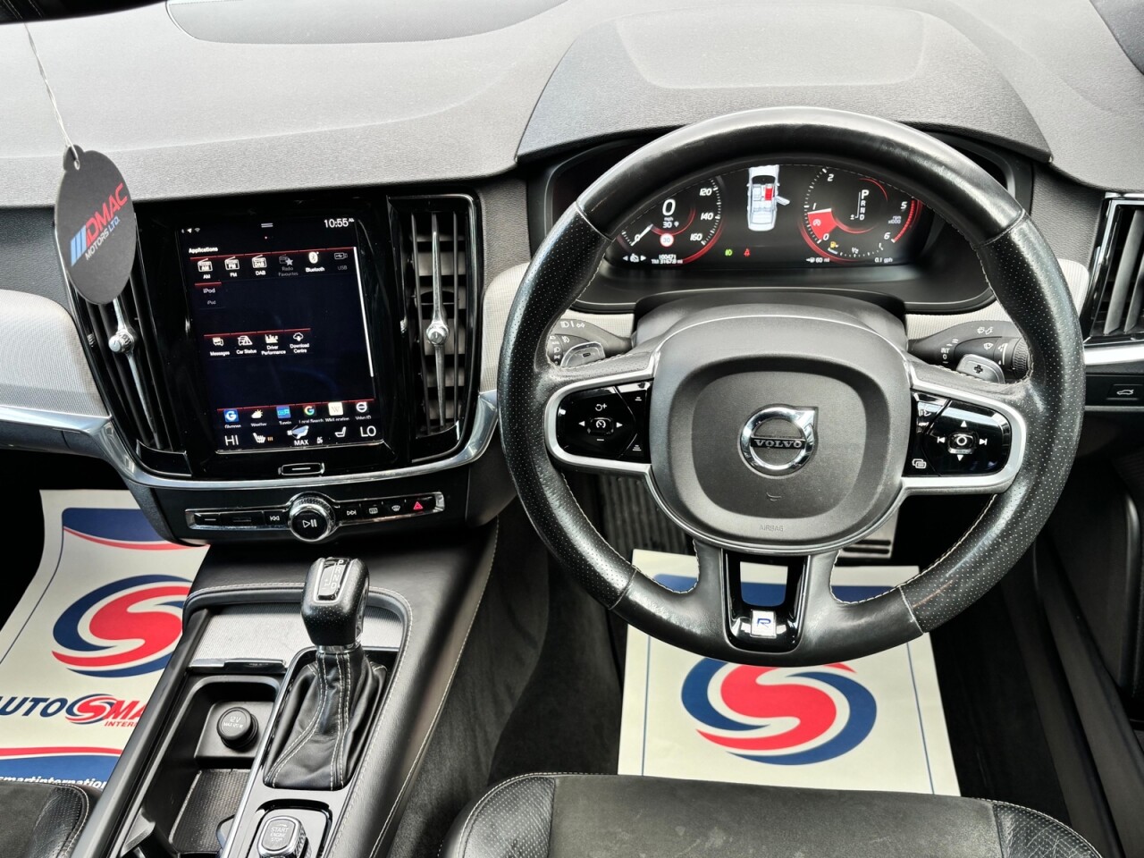 2017 VOLVO S90 2.0 D4 R-Design Saloon 4dr Diesel Auto Euro 6 (s/s) (190 ps) - vehicle photo 27 for sale on PureCar