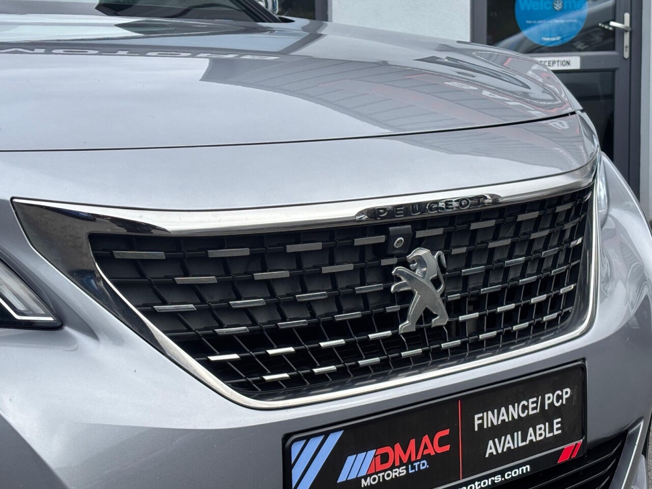 2019 PEUGEOT 2.0 BlueHDi GT SUV 5dr Diesel EAT Auto 6Spd Euro 6 (s/s) (180 ps) - vehicle photo 15 for sale on PureCar