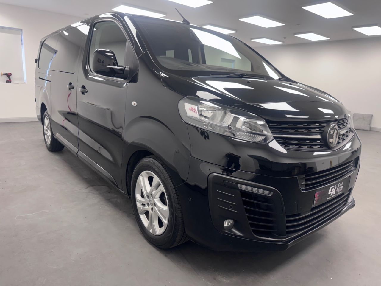 2021 VAUXHALL VIVARO 2.0 Turbo D 3100 Elite Crew Van Double Cab 5dr Diesel Manual L2 H1 Euro 6 ( - vehicle photo 5 for sale on PureCar