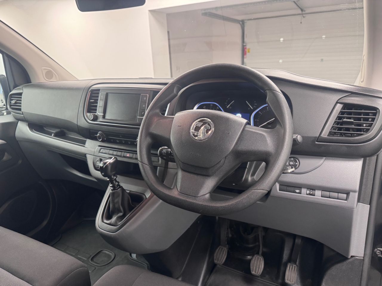 2021 VAUXHALL VIVARO 2.0 Turbo D 3100 Elite Crew Van Double Cab 5dr Diesel Manual L2 H1 Euro 6 ( - vehicle photo 16 for sale on PureCar
