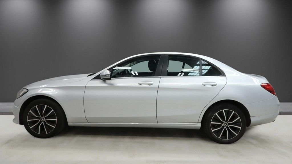 2020 Mercedes-Benz C-Class — image 6