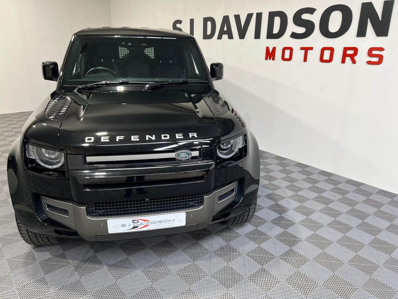 2025 LAND ROVER DEFENDER 90 3.0 D250 MHEV X-Dynamic SE Hard Top SUV 3dr Diesel Auto 4WD SWB Euro 6 (s/s - vehicle photo 7 for sale on PureCar