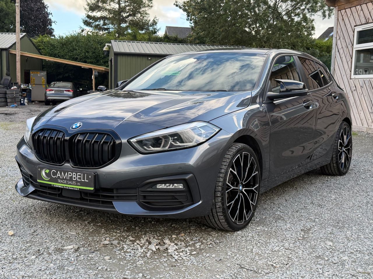 2019 BMW 1 SERIES 1.5 116d SE Hatchback 5dr Diesel DCT Euro 6 (s/s) (116 ps) - vehicle photo 2 for sale on PureCar