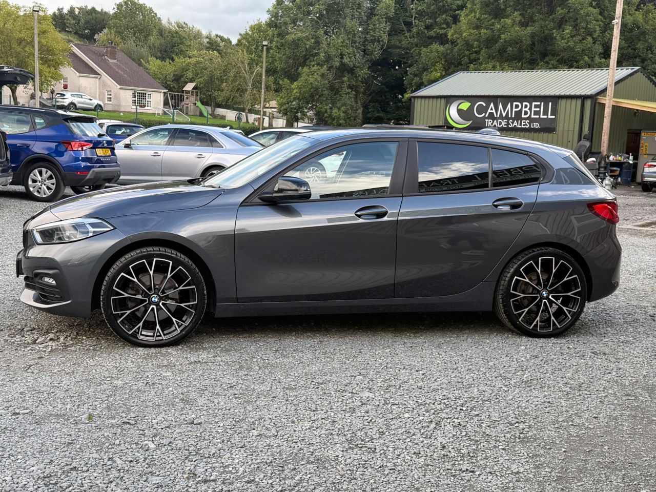 2019 BMW 1 SERIES 1.5 116d SE Hatchback 5dr Diesel DCT Euro 6 (s/s) (116 ps) - vehicle photo 3 for sale on PureCar