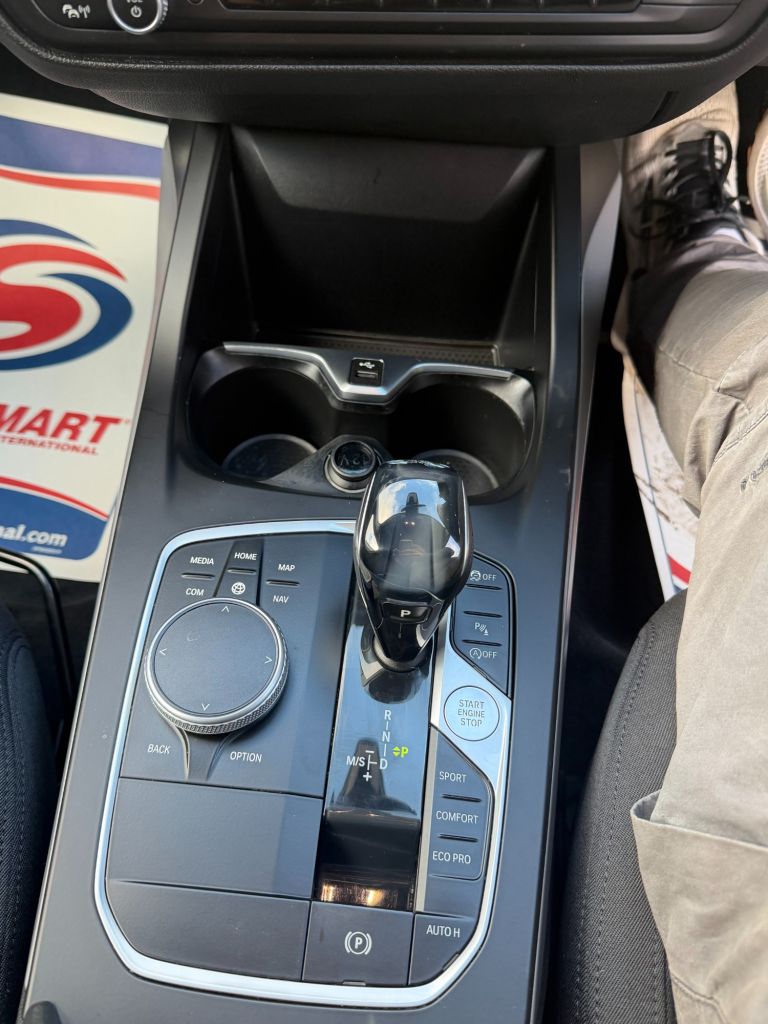 2019 BMW 1 SERIES 1.5 116d SE Hatchback 5dr Diesel DCT Euro 6 (s/s) (116 ps) - vehicle photo 10 for sale on PureCar