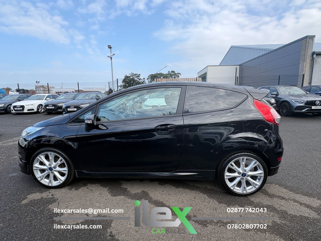 2015 FORD FIESTA VAN 1.6 TDCi Sport Panel Van 3dr Diesel Manual (94 bhp) 94BHP | Manual | Sport - vehicle photo 7 for sale on PureCar