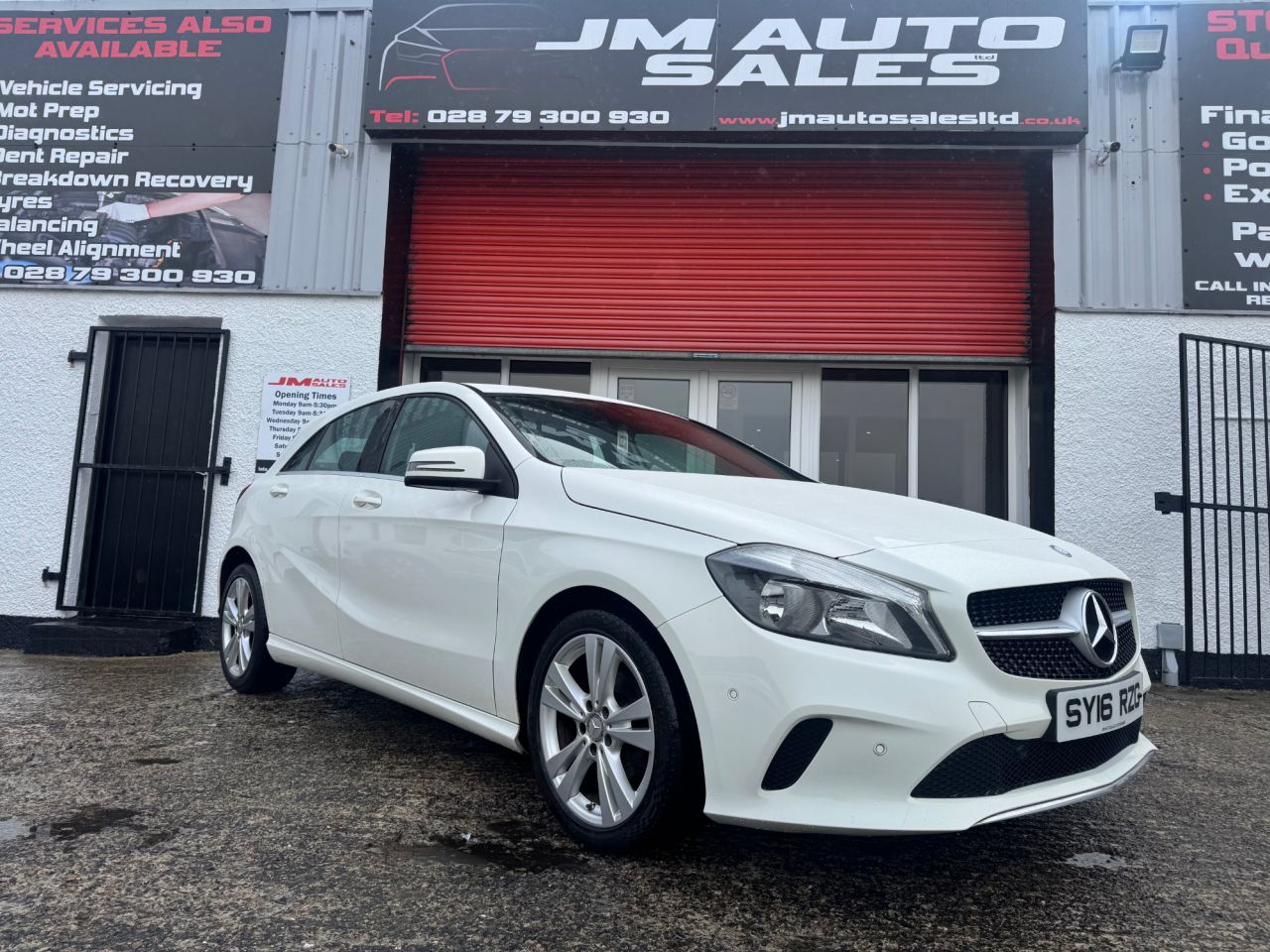 MERCEDES A CLASS 2016