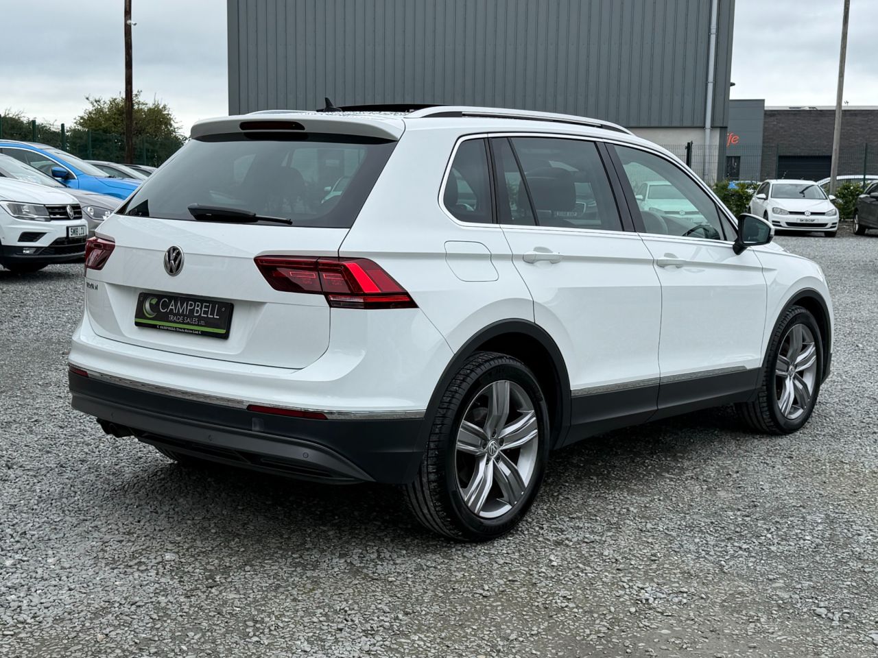 2018 VOLKSWAGEN TIGUAN 2.0 TDI SEL SUV 5dr Diesel DSG Euro 6 (s/s) (150 ps) - vehicle photo 8 for sale on PureCar