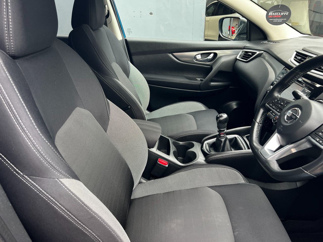 2017 NISSAN QASHQAI 1.2 DIG-T N-Connecta SUV 5dr Petrol Manual Euro 6 (s/s) (115 ps) - vehicle photo 11 for sale on PureCar