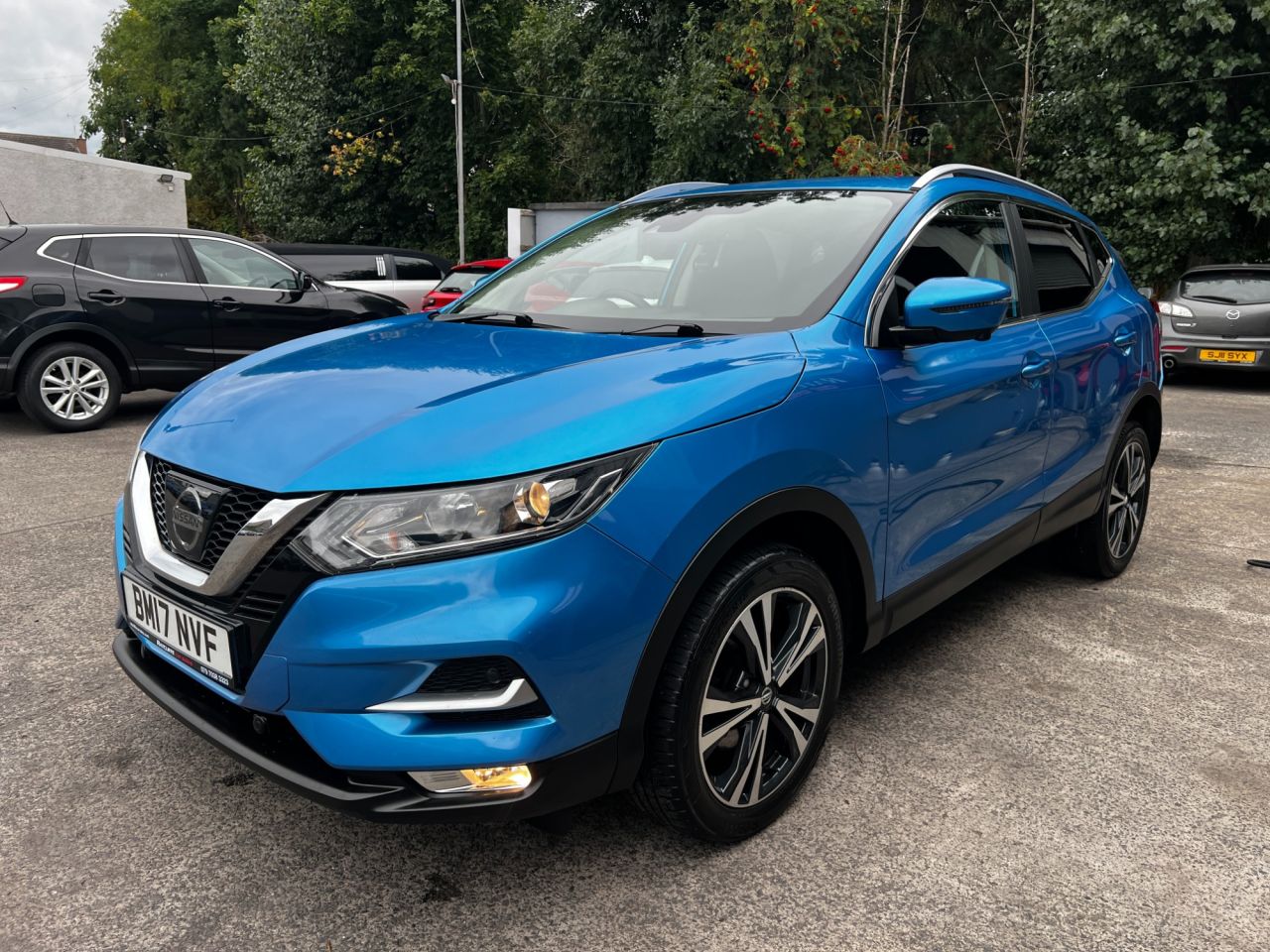 2017 NISSAN QASHQAI 1.2 DIG-T N-Connecta SUV 5dr Petrol Manual Euro 6 (s/s) (115 ps) - vehicle photo 16 for sale on PureCar