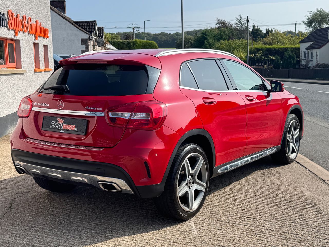2018 MERCEDES GLA 2.1 GLA220d AMG Line SUV 5dr Diesel 7G-DCT 4MATIC Euro 6 (s/s) (177 ps) - vehicle photo 4 for sale on PureCar