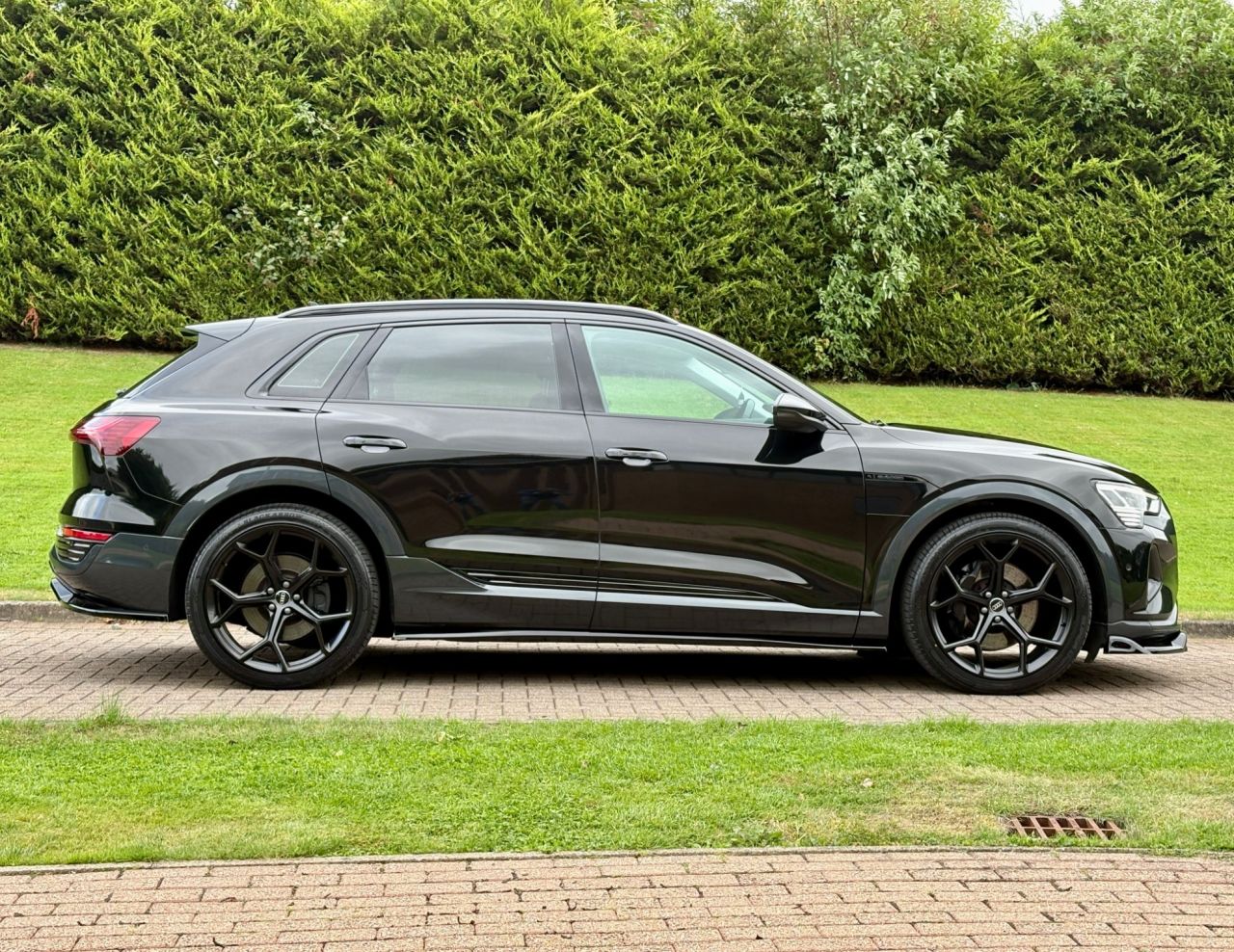 2023 AUDI Q8 E-TRON 50 Sport SUV 5dr Electric Auto quattro 95kWh (11kW Charger) (340 ps) - vehicle photo 9 for sale on PureCar