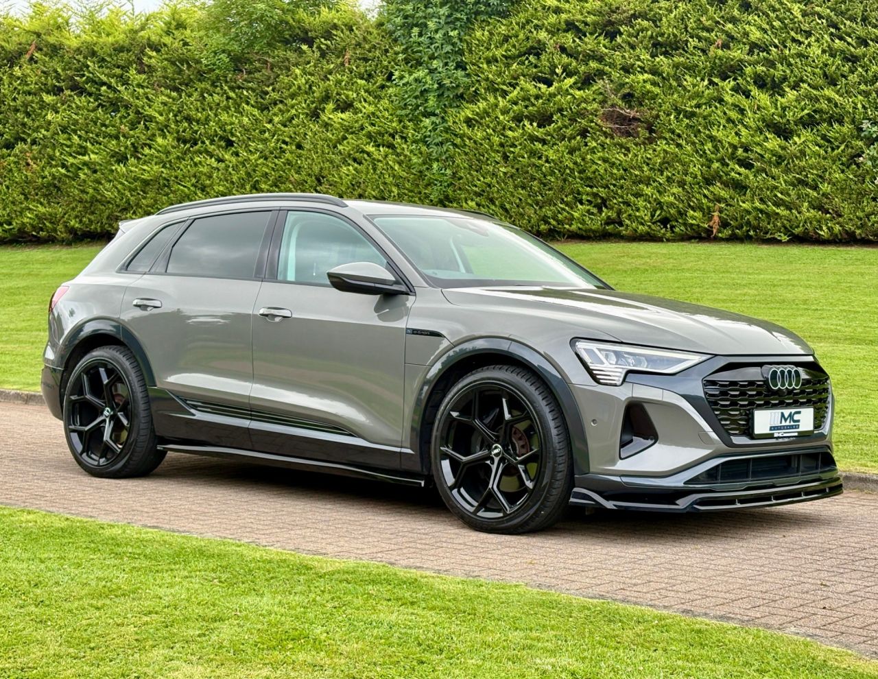 2023 AUDI Q8 E-TRON 50 Sport SUV 5dr Electric Auto quattro 95kWh (11kW Charger) (340 ps) - vehicle photo 4 for sale on PureCar