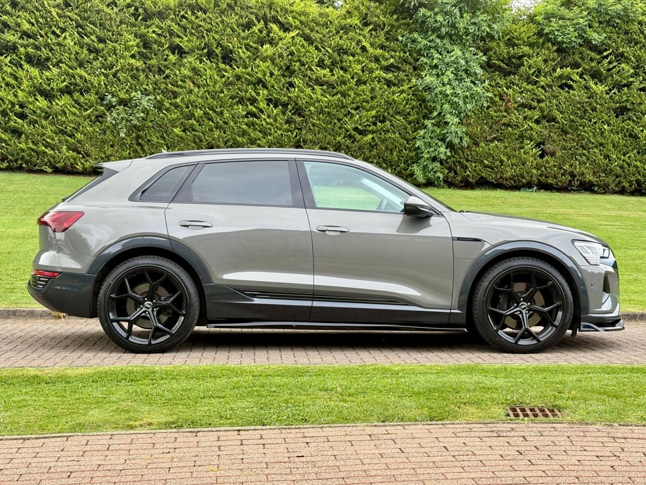 2023 AUDI Q8 E-TRON 50 Sport SUV 5dr Electric Auto quattro 95kWh (11kW Charger) (340 ps) - vehicle photo 7 for sale on PureCar