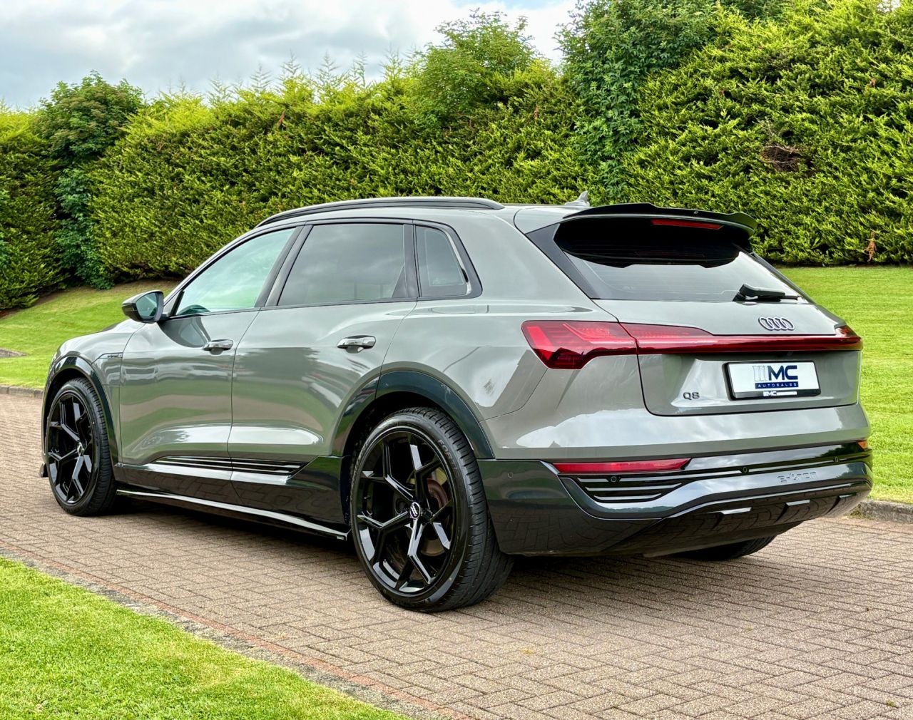 2023 AUDI Q8 E-TRON 50 Sport SUV 5dr Electric Auto quattro 95kWh (11kW Charger) (340 ps) - vehicle photo 5 for sale on PureCar