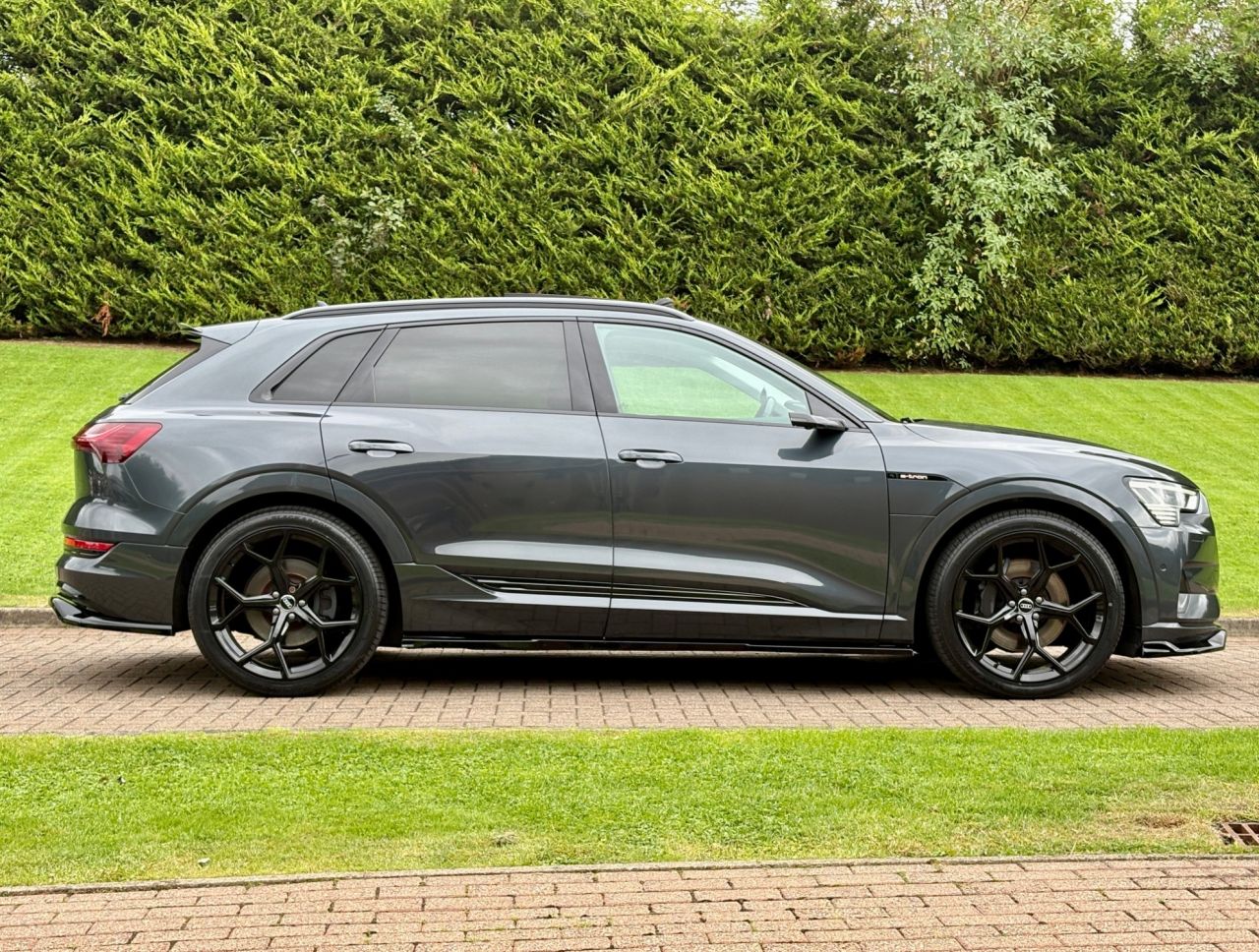 2020 AUDI E-TRON 55 Launch Edition SUV 5dr Electric Auto quattro 95kWh (408 ps) - vehicle photo 7 for sale on PureCar