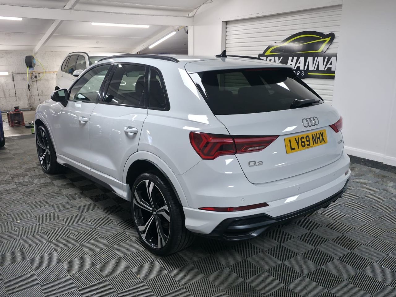 2020 AUDI Q3 2.0 TDI 35 S line SUV 5dr Diesel S Tronic Euro 6 (s/s) (150 ps) Spacious Bo - vehicle photo 4 for sale on PureCar
