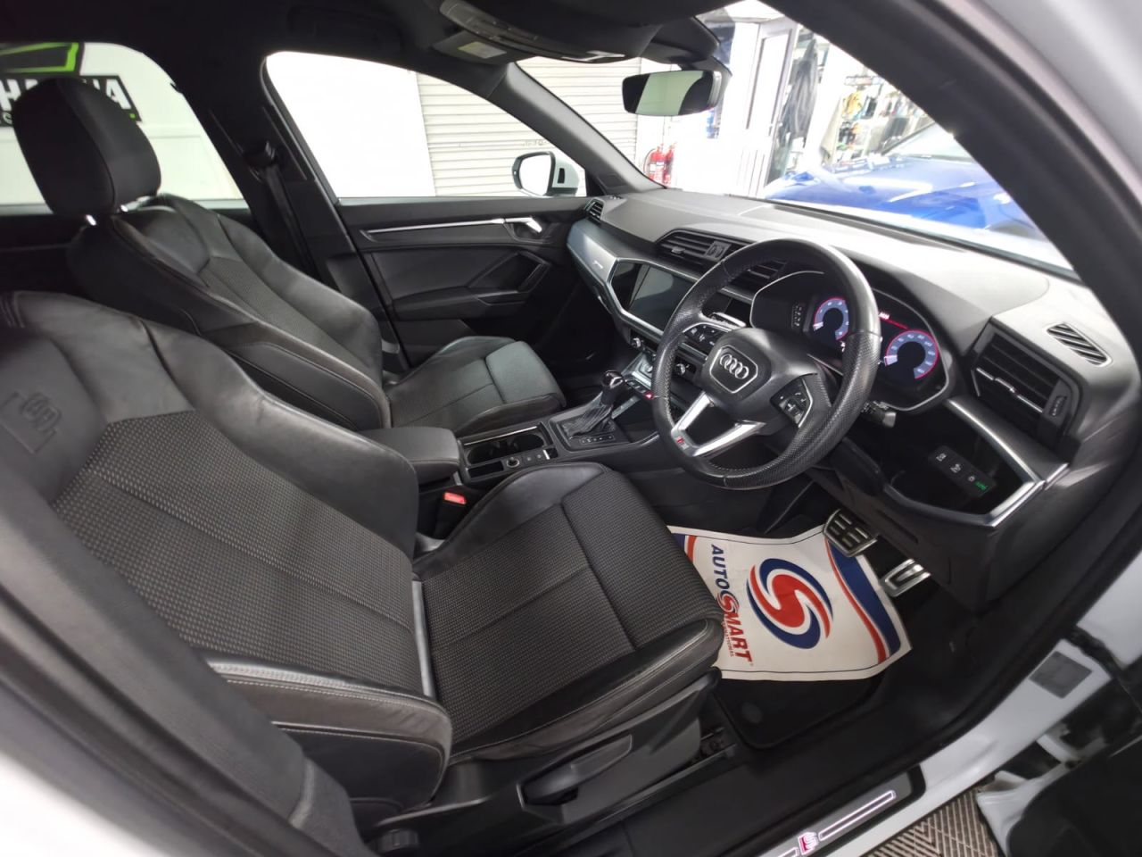 2020 AUDI Q3 2.0 TDI 35 S line SUV 5dr Diesel S Tronic Euro 6 (s/s) (150 ps) Spacious Bo - vehicle photo 19 for sale on PureCar