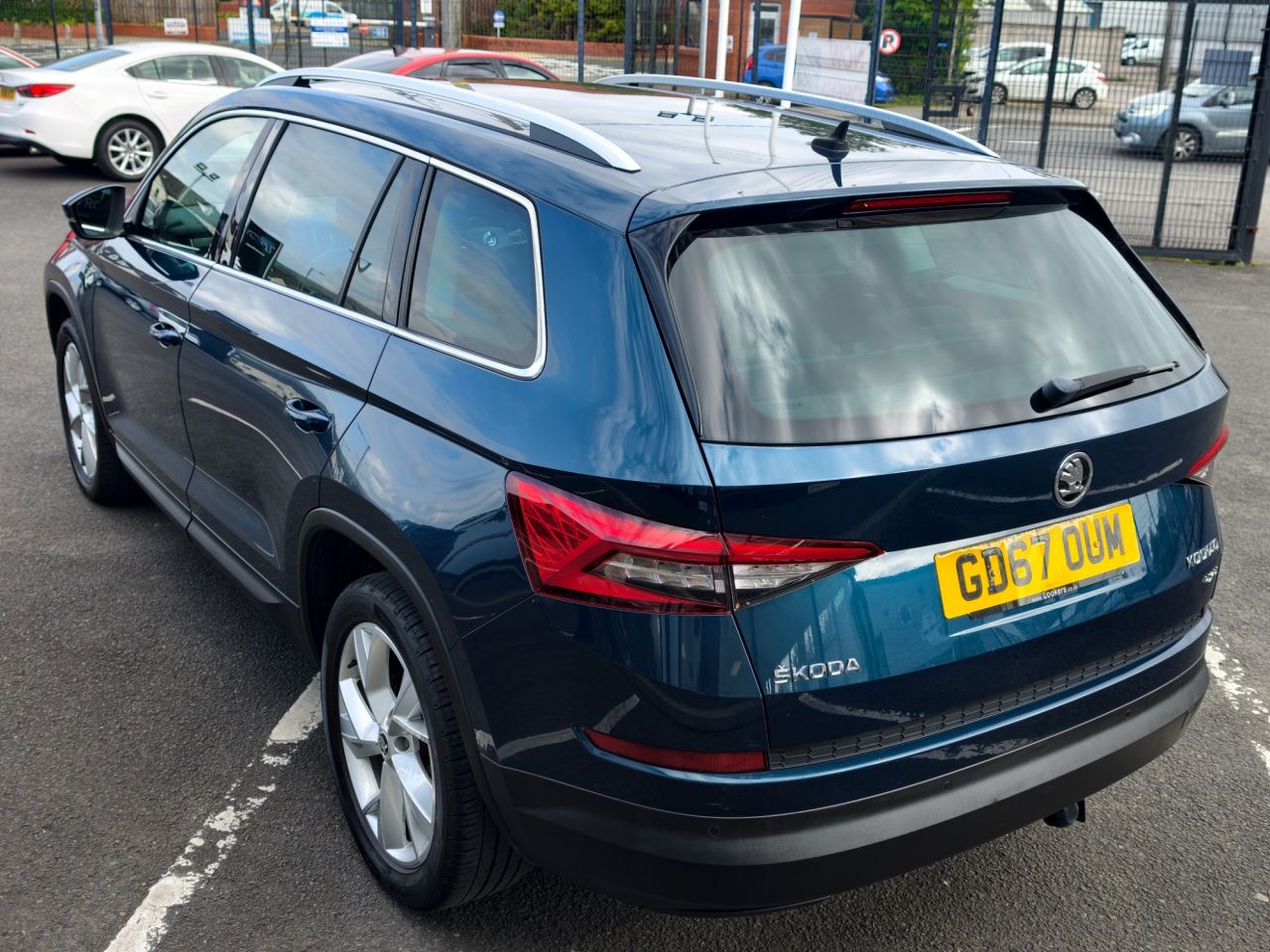 2018 SKODA KODIAQ 2.0 TDI Edition SUV 5dr Diesel DSG 4WD Euro 6 (s/s) (7 Seat) (190 ps) - vehicle photo 12 for sale on PureCar