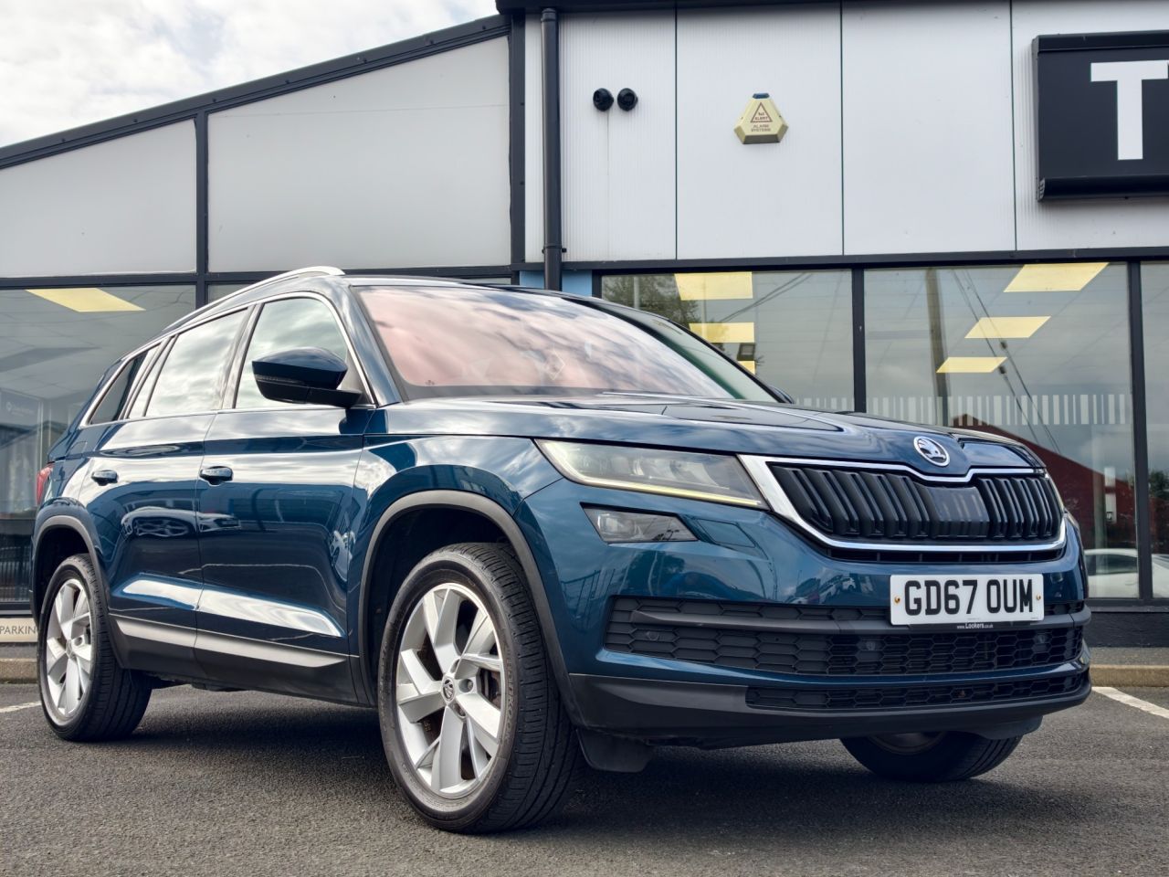 2018 SKODA KODIAQ 2.0 TDI Edition SUV 5dr Diesel DSG 4WD Euro 6 (s/s) (7 Seat) (190 ps) - vehicle photo 15 for sale on PureCar
