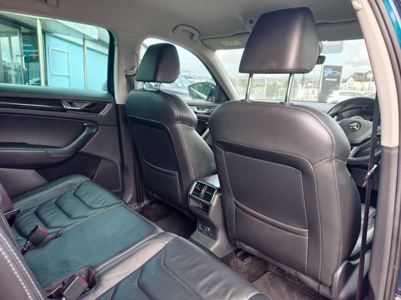 2018 SKODA KODIAQ 2.0 TDI Edition SUV 5dr Diesel DSG 4WD Euro 6 (s/s) (7 Seat) (190 ps) - vehicle photo 24 for sale on PureCar