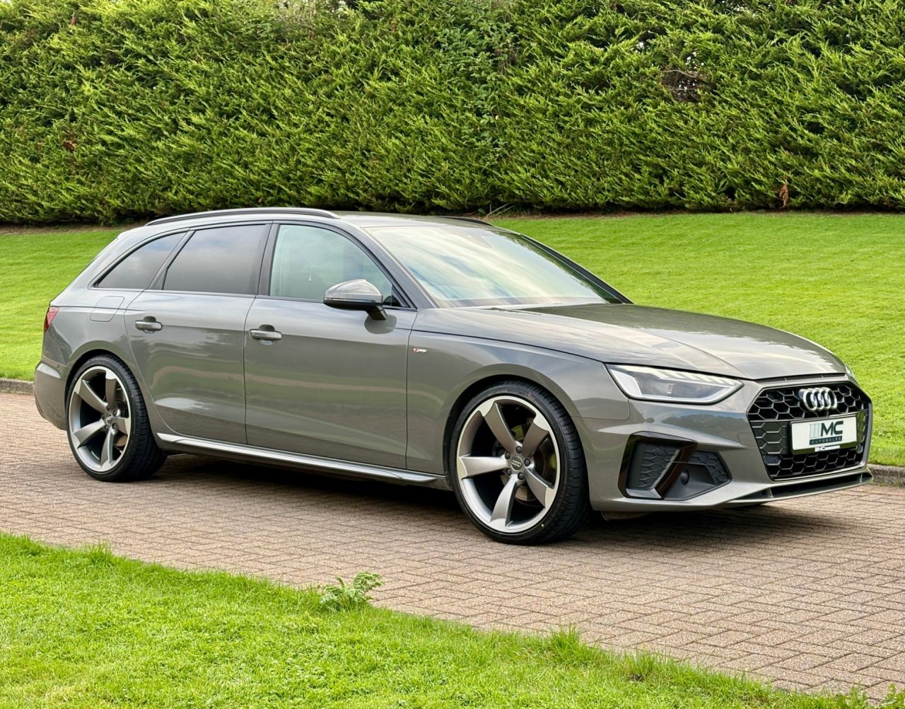 2023 AUDI A4 AVANT S Line - vehicle photo 5 for sale on PureCar
