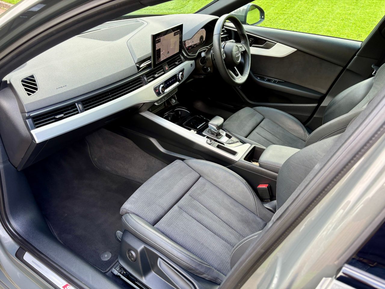 2023 AUDI A4 AVANT S Line - vehicle photo 11 for sale on PureCar