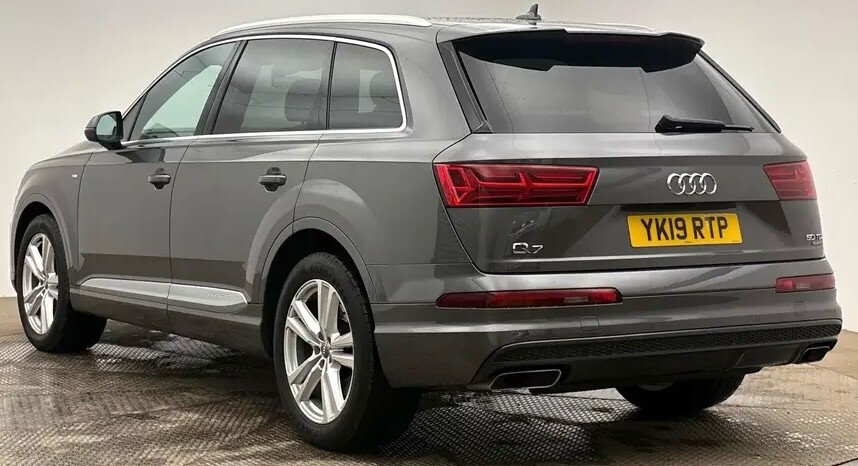 2019 AUDI Q7 S Line - vehicle photo 3 for sale on PureCar
