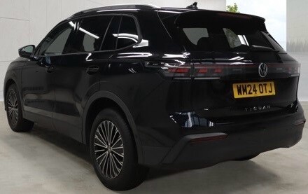 2024 VOLKSWAGEN TIGUAN 2.0 TDI Match SUV 5dr Diesel DSG Euro 6 (s/s) (150 ps) - vehicle photo 2 for sale on PureCar