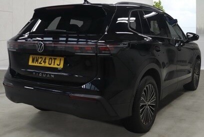 2024 VOLKSWAGEN TIGUAN 2.0 TDI Match SUV 5dr Diesel DSG Euro 6 (s/s) (150 ps) - vehicle photo 3 for sale on PureCar