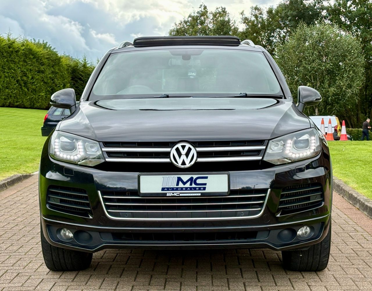 2012 VOLKSWAGEN TOUAREG 3.0 TDI V6 BlueMotion Tech Altitude SUV 5dr Diesel Tiptronic 4WD Euro 5 (s/ - vehicle photo 10 for sale on PureCar