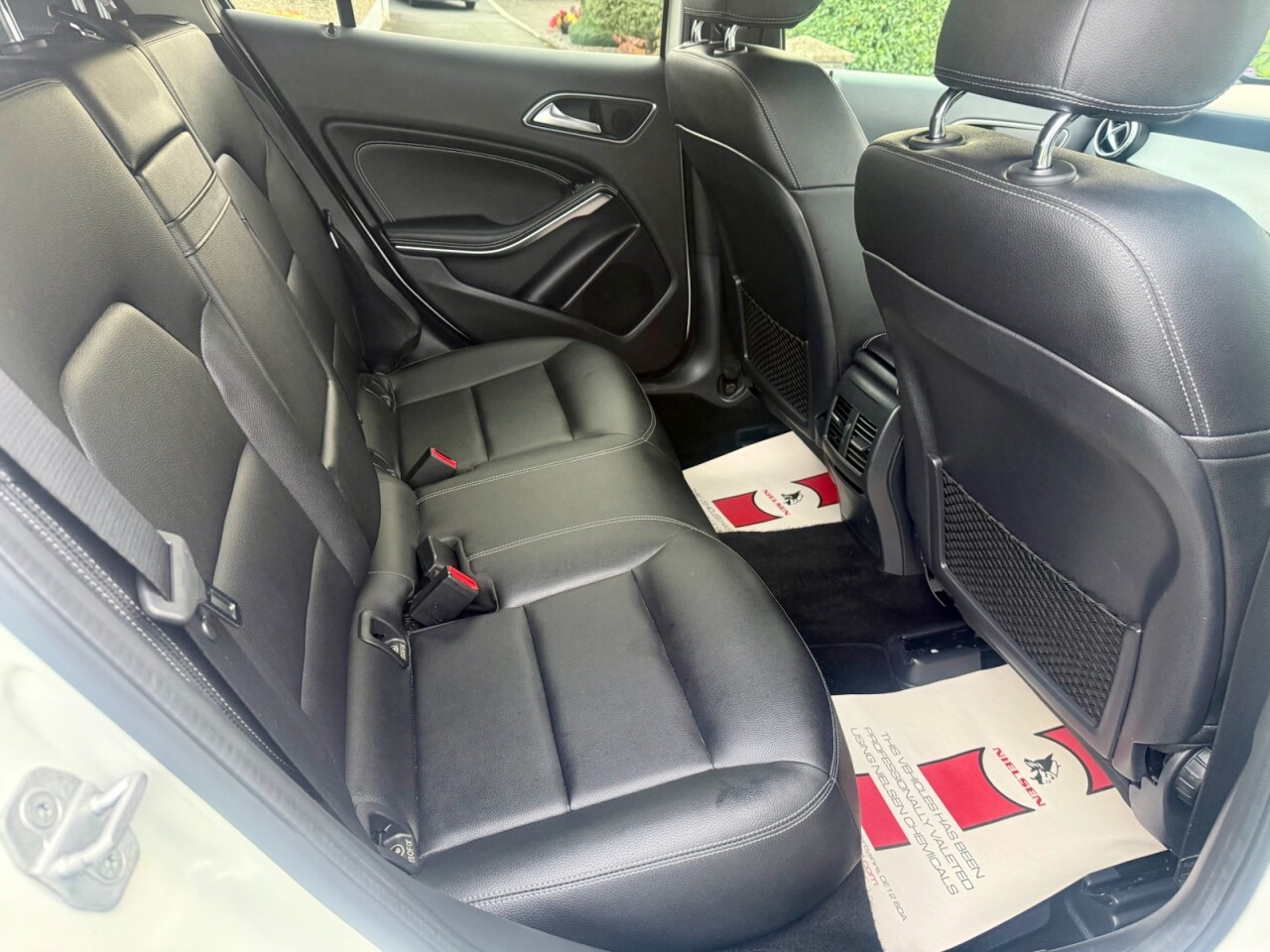 2017 MERCEDES GLA 2.1 GLA200d Sport (Executive) SUV Diesel (LOW MILES) - vehicle photo 9 for sale on PureCar