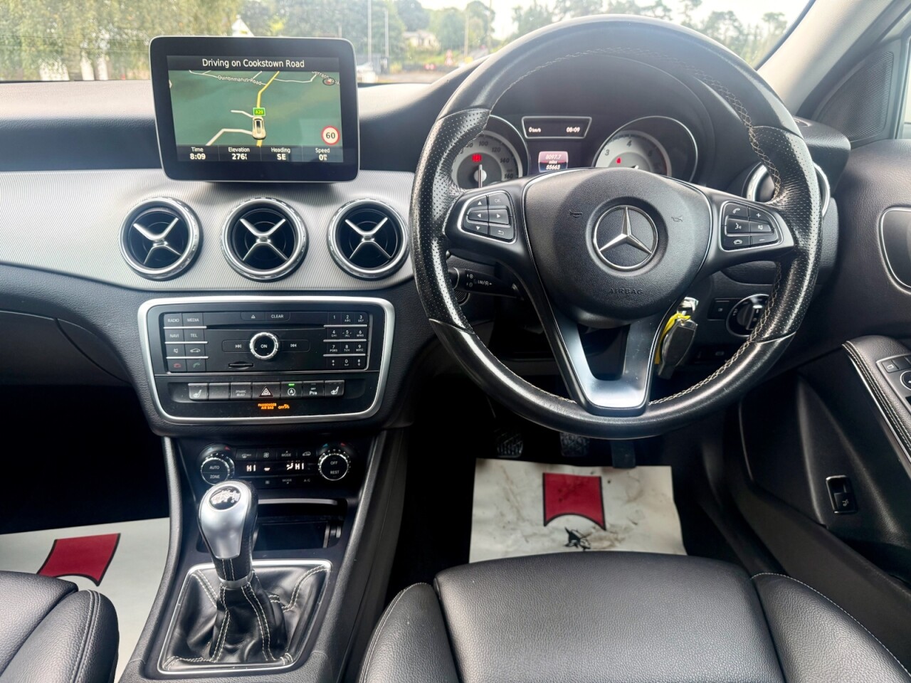 2017 MERCEDES GLA 2.1 GLA200d Sport (Executive) SUV Diesel (LOW MILES) - vehicle photo 13 for sale on PureCar