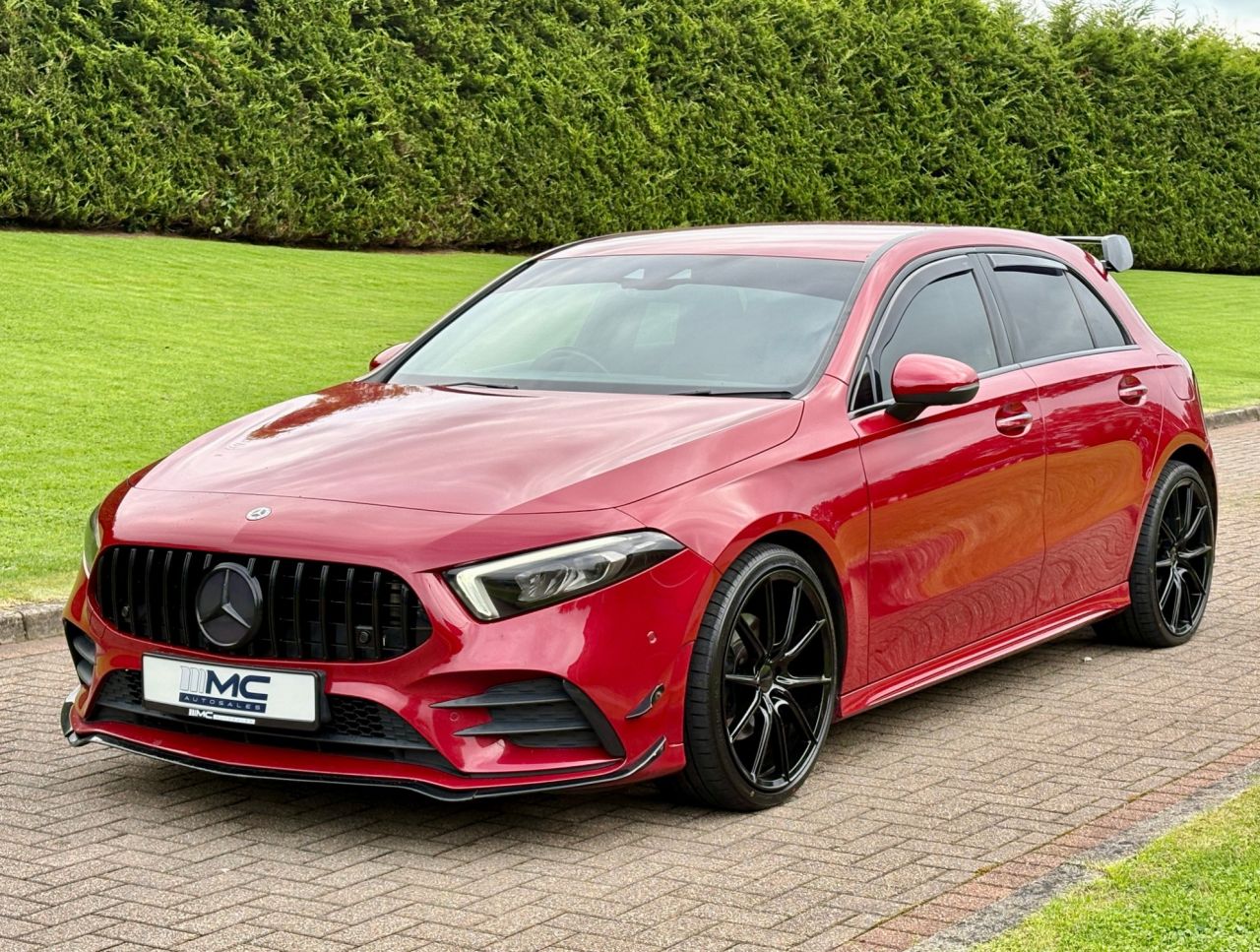 2020 MERCEDES A CLASS 1.5 A180d AMG Line (Premium 2) Hatchback 5dr Diesel 7G-DCT Euro 6 (s/s) (11 - vehicle photo 2 for sale on PureCar