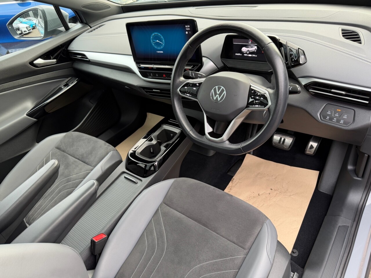 2023 VOLKSWAGEN ID.5 Pro 77kWh Style SUV 5dr Electric Auto (174 ps) ONLY 64659 GENUINE MILES - vehicle photo 21 for sale on PureCar