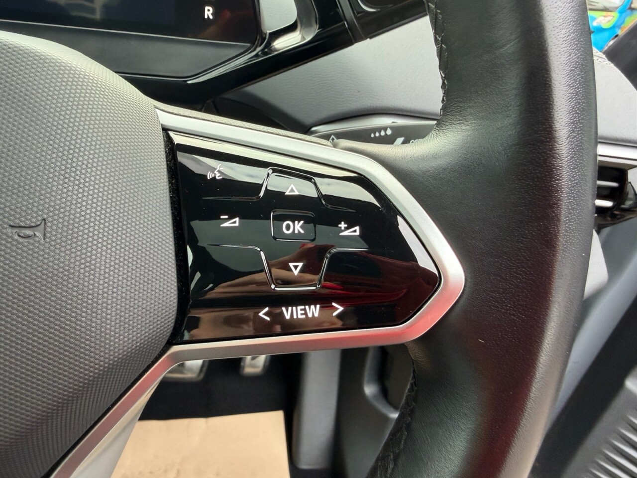 2023 VOLKSWAGEN ID.5 Pro 77kWh Style SUV 5dr Electric Auto (174 ps) ONLY 64659 GENUINE MILES - vehicle photo 26 for sale on PureCar