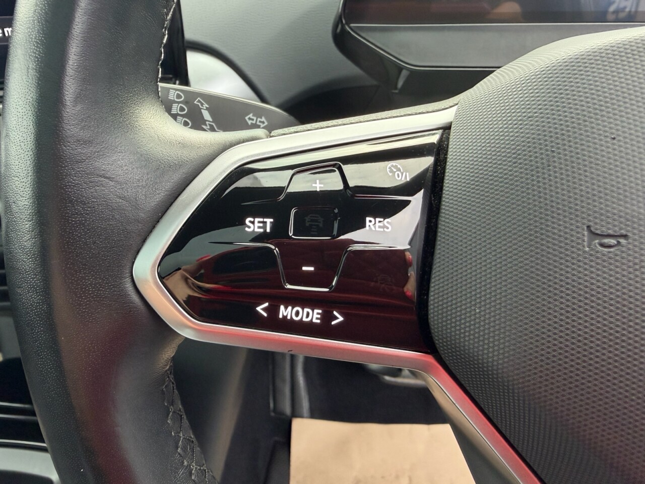 2023 VOLKSWAGEN ID.5 Pro 77kWh Style SUV 5dr Electric Auto (174 ps) ONLY 64659 GENUINE MILES - vehicle photo 23 for sale on PureCar
