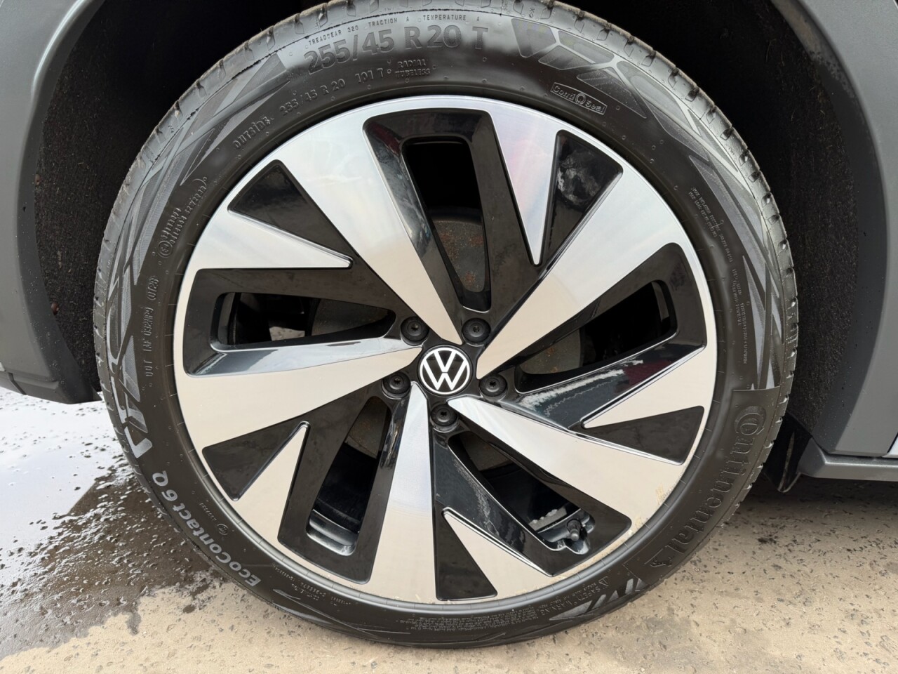 2023 VOLKSWAGEN ID.5 Pro 77kWh Style SUV 5dr Electric Auto (174 ps) ONLY 64659 GENUINE MILES - vehicle photo 11 for sale on PureCar