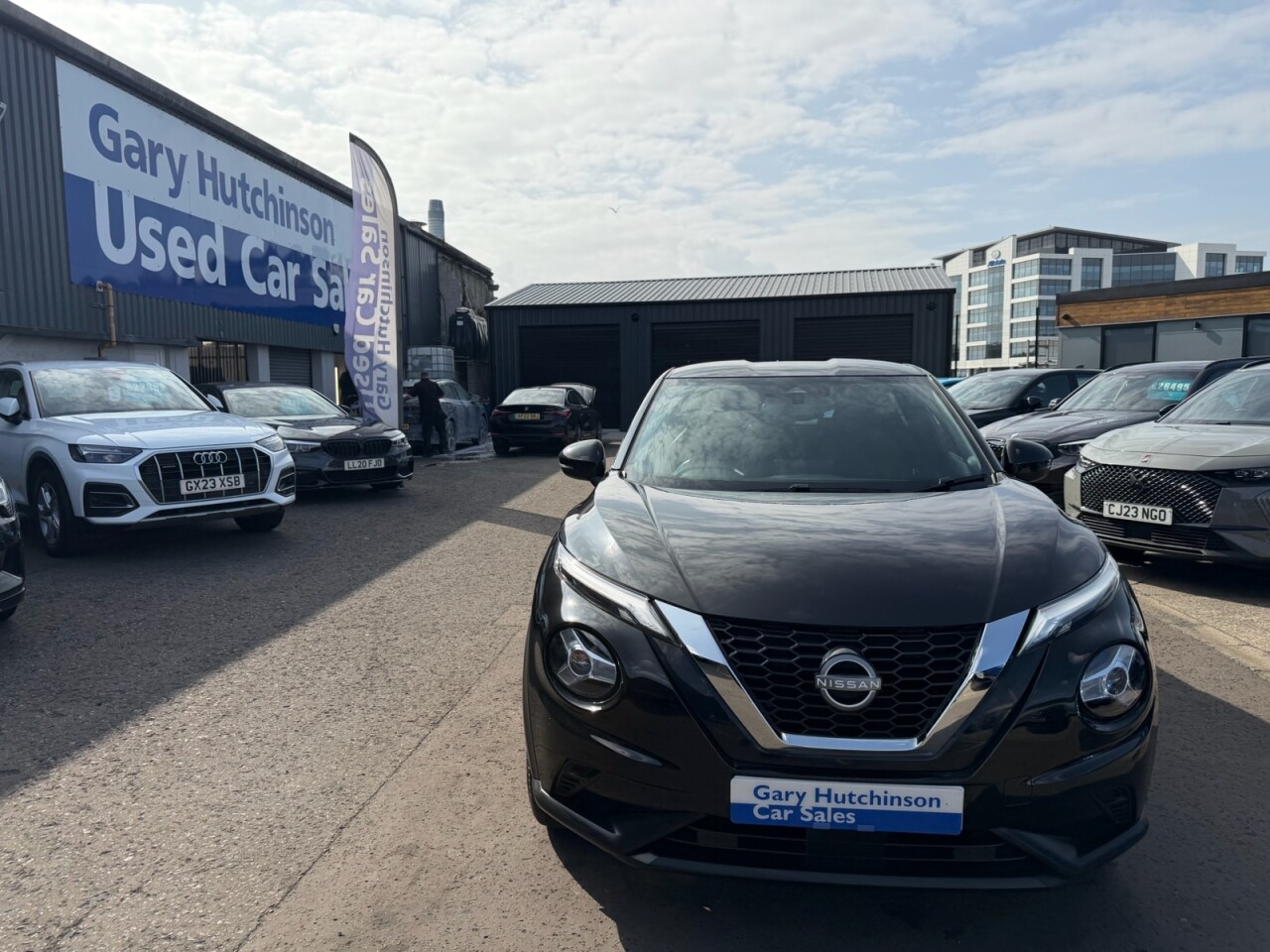 2023 NISSAN JUKE 1.0 DIG-T N-Connecta SUV 5dr Petrol Manual Euro 6 (s/s) (114 ps) ONLY 40123 - vehicle photo 13 for sale on PureCar