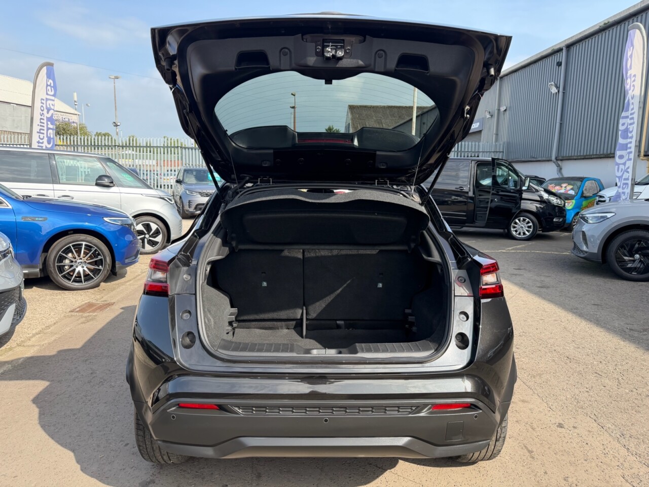 2023 NISSAN JUKE 1.0 DIG-T N-Connecta SUV 5dr Petrol Manual Euro 6 (s/s) (114 ps) ONLY 40123 - vehicle photo 30 for sale on PureCar