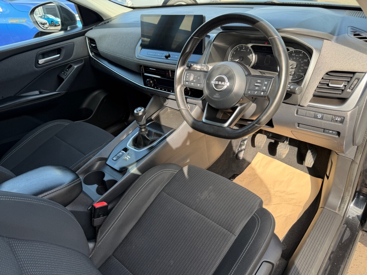 2025 NISSAN QASHQAI 1.3 DIG-T MHEV Acenta Premium SUV 5dr Petrol Hybrid Manual Euro 6 (s/s) (14 - vehicle photo 19 for sale on PureCar