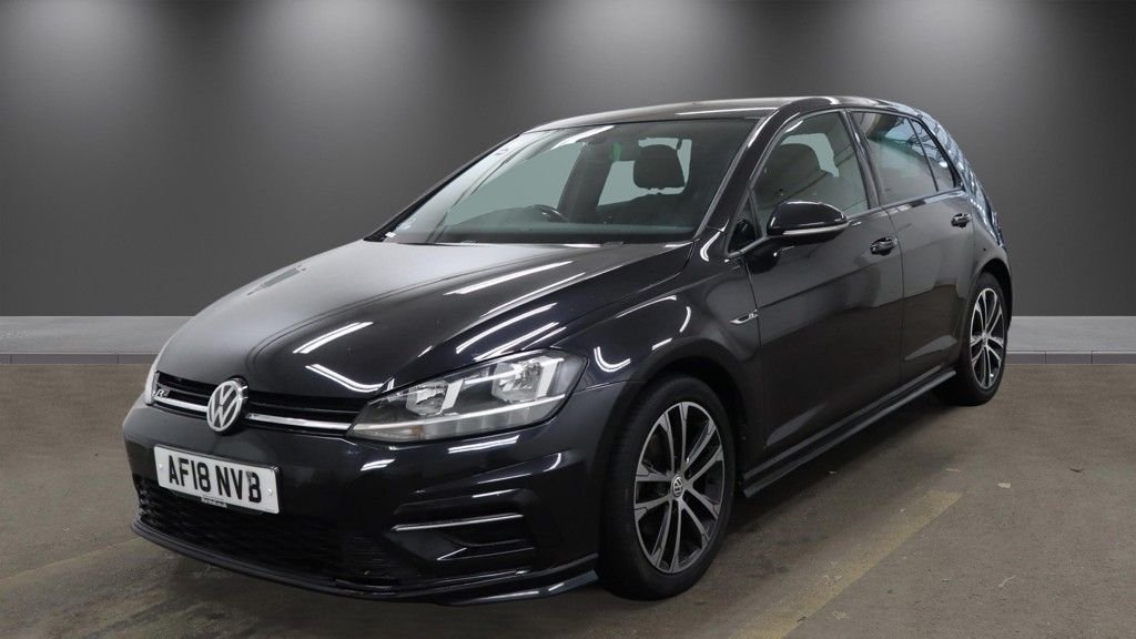 2018 Volkswagen Golf — image 2