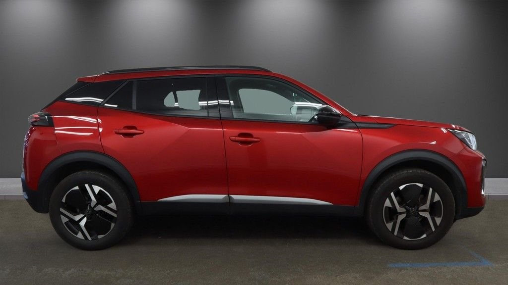 2025 Peugeot 2008 — image 5