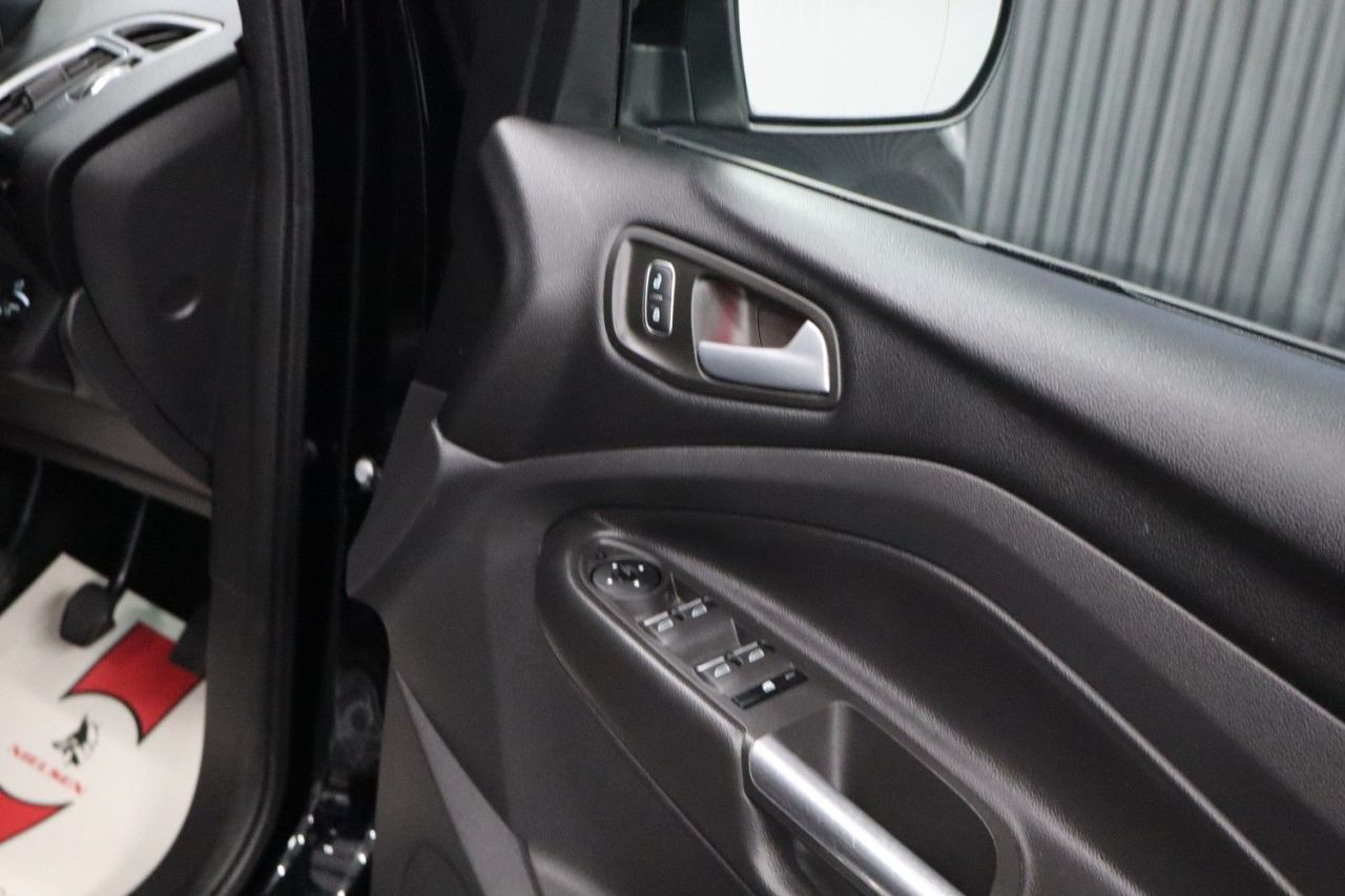 2019 FORD KUGA 1.5 TDCi EcoBlue Titanium Edition SUV 5dr Diesel Manual Euro 6 (s/s) (120 p - vehicle photo 25 for sale on PureCar