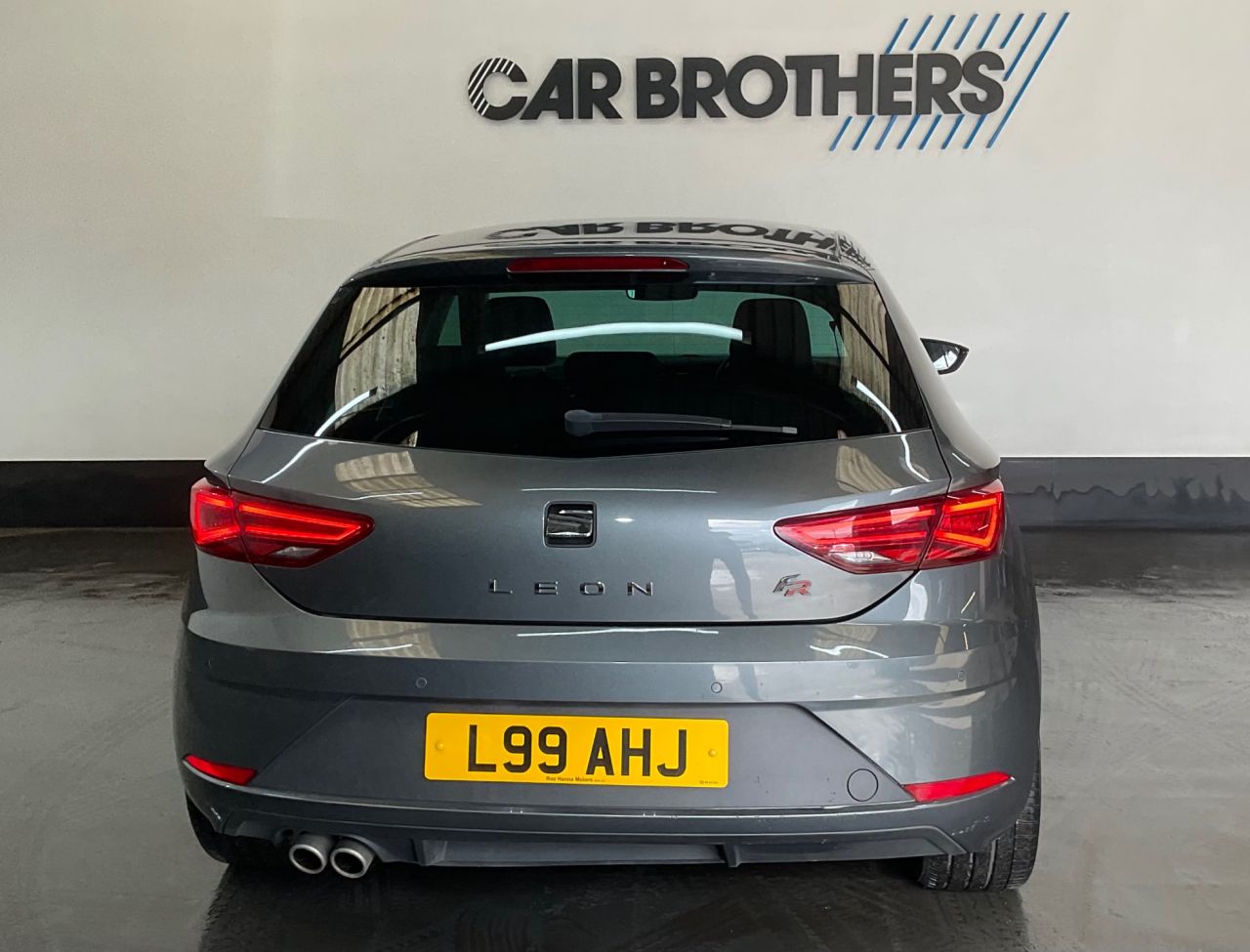 2017 SEAT LEON 2.0 TDI FR Technology Hatchback 5dr Diesel Manual Euro 6 (s/s) (184 ps) - vehicle photo 8 for sale on PureCar